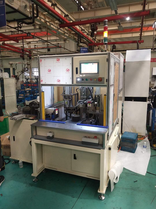 行星輪滾針裝配設(shè)備現(xiàn)場(chǎng)圖